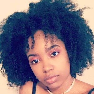 Meet your Posher, Elle